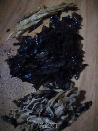 荠菜大馄饨的做法步骤：9