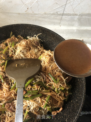 蒜苔卤面的做法步骤：7