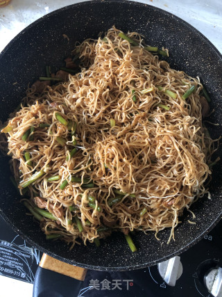 蒜苔卤面的做法步骤：8