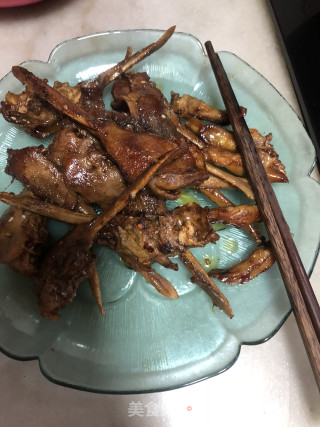 椒盐鸭下巴的做法步骤：14