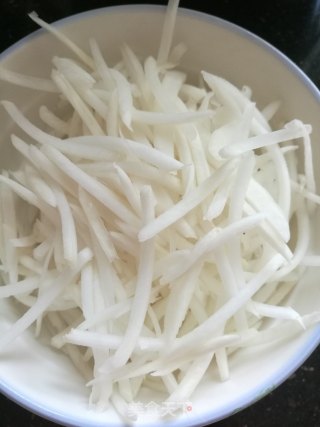 萝卜丝干贝粥的做法步骤：4
