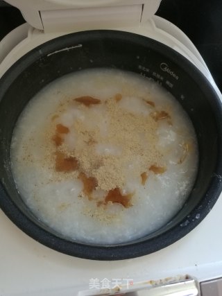 萝卜丝干贝粥的做法步骤：7