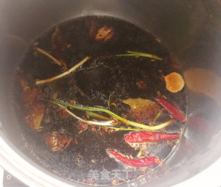 卤味（鸭翅、鸭下巴）的做法步骤：5