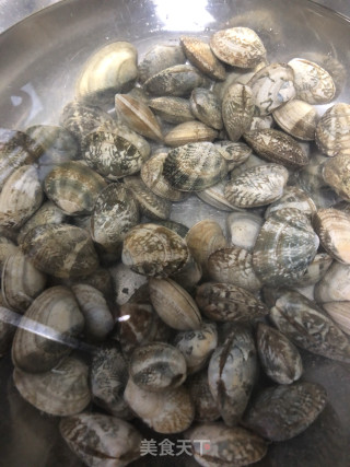 煎豆腐蛤蜊的做法步骤：1