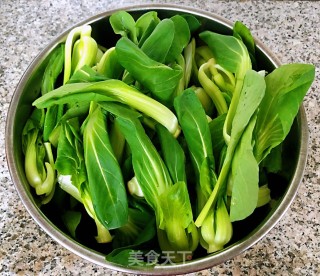 油菜胡萝卜烧豆腐的做法步骤：1