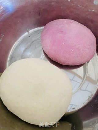 彩色饺子的做法步骤：1
