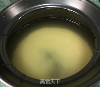 小米海参粥的做法步骤：2