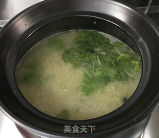 小米海参粥的做法步骤：10