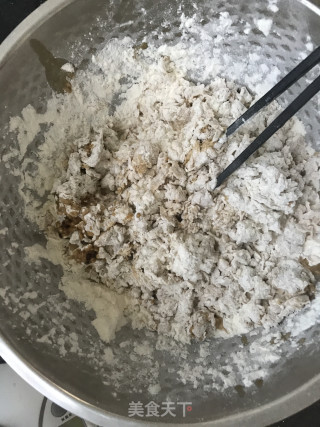 土豆家～～【奶香红糖双色馒头】的做法步骤：10