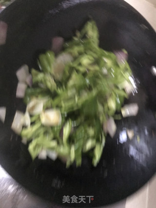 土豆家～～快手家常菜菜【青椒炒蛋】的做法步骤：3