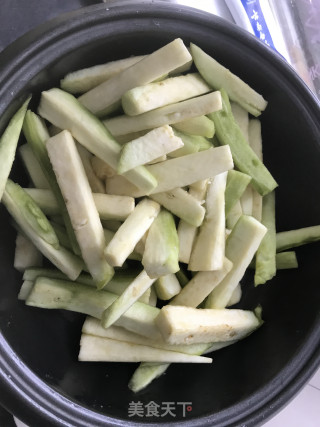 土豆家～～快手家常菜【蒜香茄条】的做法步骤：1