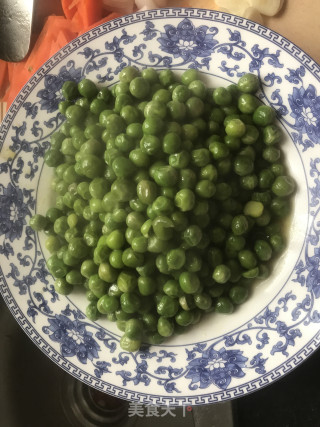 土豆家～～快手家常菜【青豆香肠】的做法步骤：3