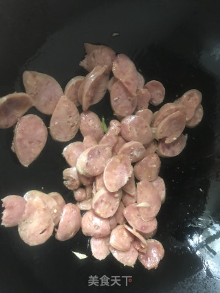 土豆家～～快手家常菜【青豆香肠】的做法步骤：4