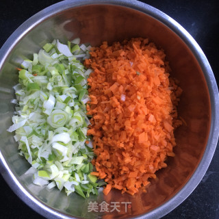 孜然胡萝卜牛肉包的做法步骤：5