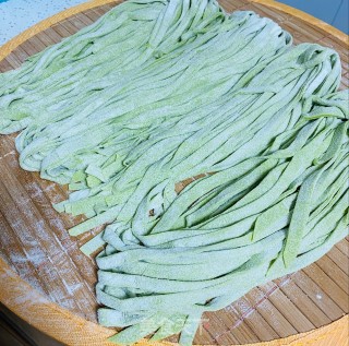 多彩手擀面的做法步骤：3