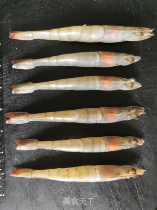 芝士焗虾的做法步骤：2