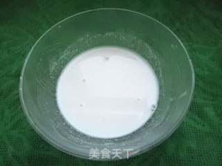 凉皮拌黄瓜的做法步骤：1
