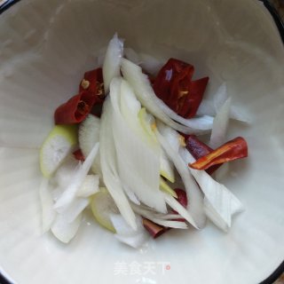 素炒土豆丝的做法步骤：3