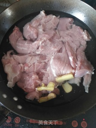 自制肉松的做法步骤：2