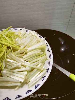 蒜黄炒蛋的做法步骤：4