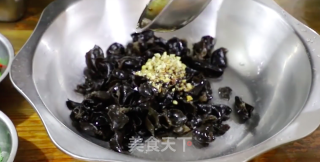 冷拌木耳的做法步骤：7