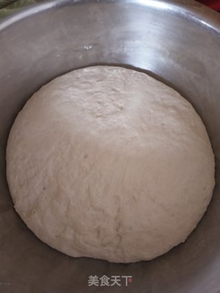 油酥火烧肉夹馍的做法步骤：2