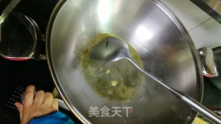 烂菘菜滚豆腐的做法步骤：2