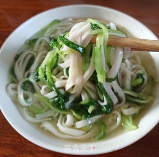 鸡毛菜麻油汤面的做法步骤：8