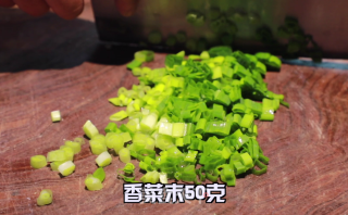 红油猪耳的做法步骤：2