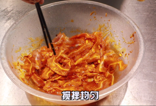 红油猪耳的做法步骤：7