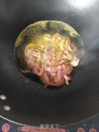 鱼香肉丝的做法步骤：4