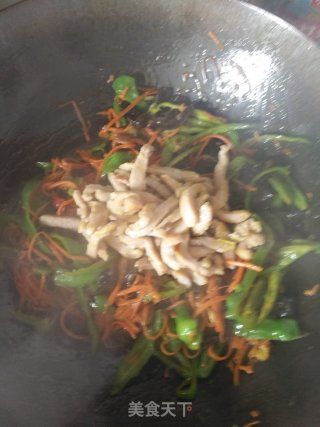 鱼香肉丝的做法步骤：9