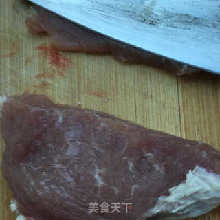 “街头小吃”烤肉串的做法步骤：1