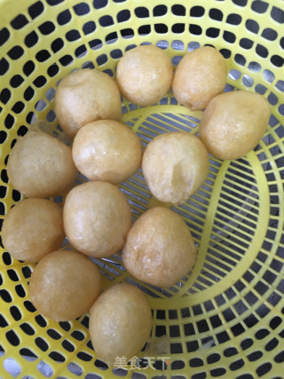 菜秧姬菇炒油面筋的做法步骤：3