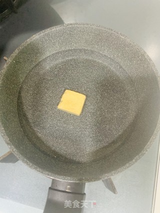 饺子皮鸡汤包的做法步骤：1
