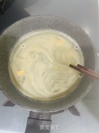 饺子皮鸡汤包的做法步骤：2