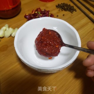 水煮麻辣千张的做法步骤：1