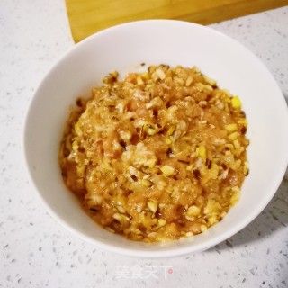 烫面蒸饺的做法步骤：3