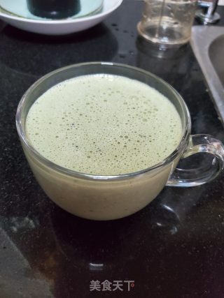 青汁蓝莓香蕉饮的做法步骤：4