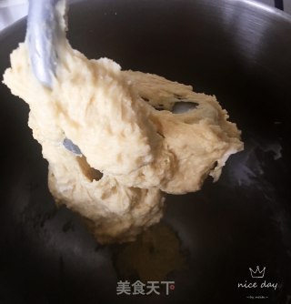 牛角面包的做法步骤：2