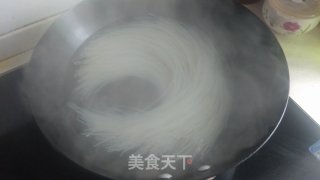 炒米粉的做法步骤：2