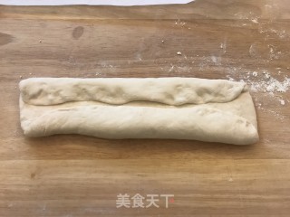 扭卷面包（热尔）的做法步骤：8