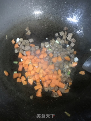 炒饭的做法步骤：3