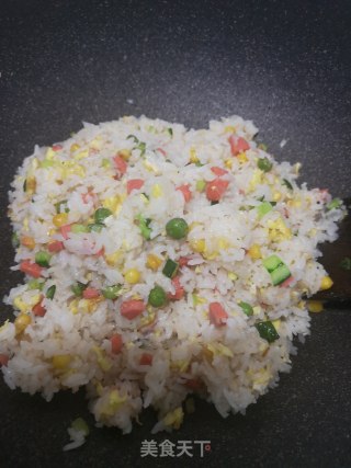 扬州炒饭的做法步骤：5