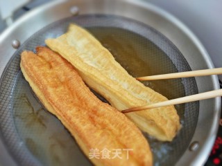 香酥空心油条的做法步骤：16
