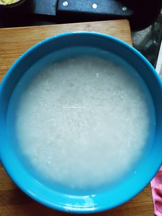 香菇鸽子焖饭的做法步骤：6