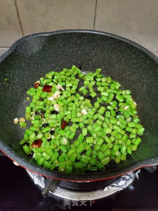 豉香豆角末的做法步骤：6