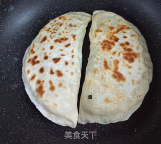 韭菜盒子的做法步骤：9