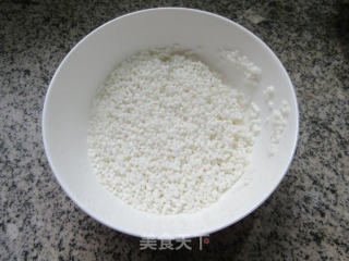 蒸香肠糯米饭的做法步骤：3