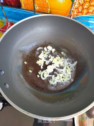 豆芽粉条炒韭菜的做法步骤：7
